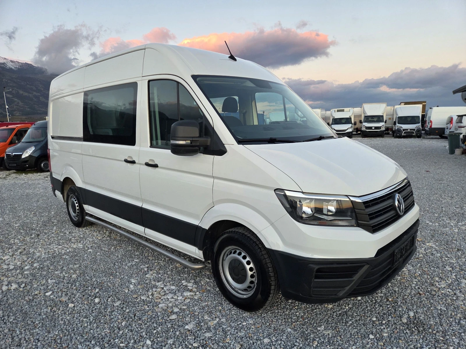 VW Crafter 2.0 TDI, Товаропътник, Климатик, Нави, ЕВРО 6 - изображение 7