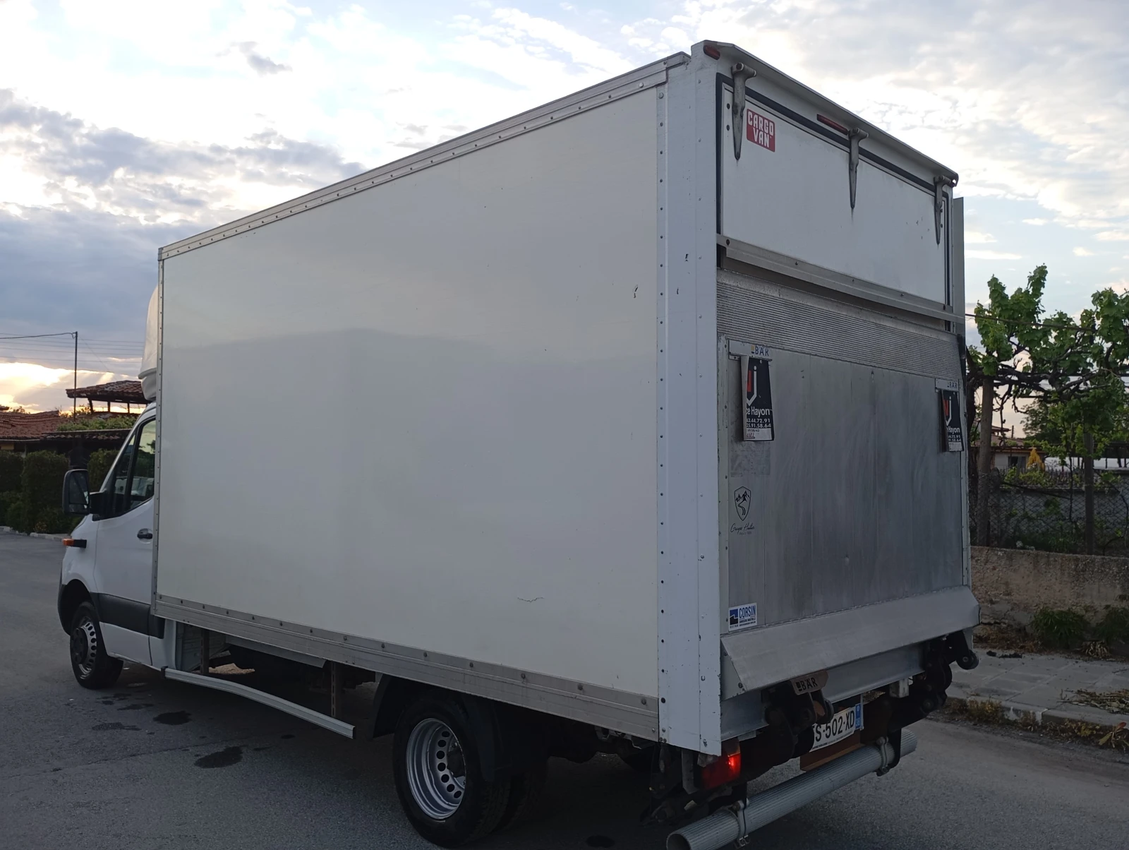 Mercedes-Benz Sprinter 516 Падащ Борд* 3.5 тона, снимка 6 - Бусове и автобуси - 55747425