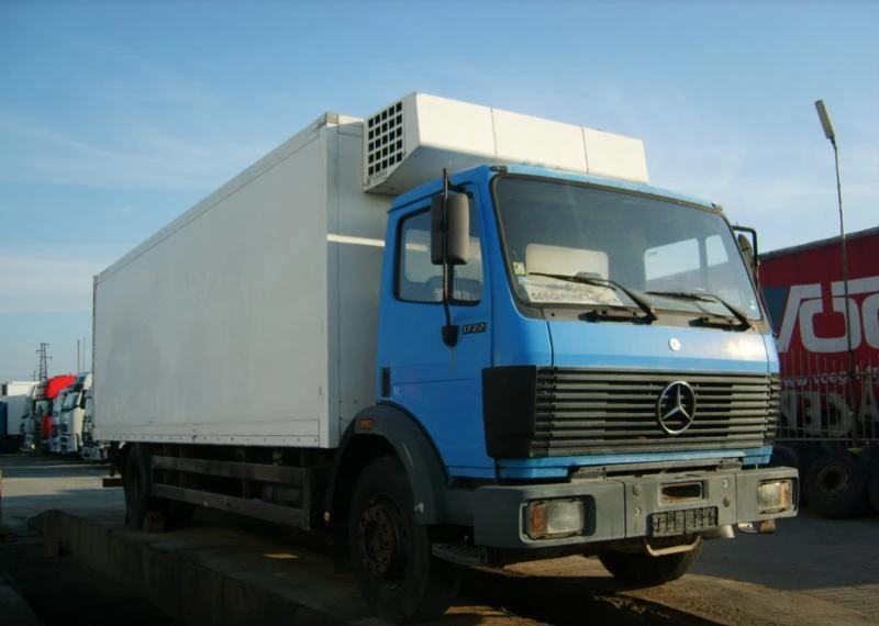 Mercedes-Benz 1722 1622, снимка 9 - Камиони - 5042423