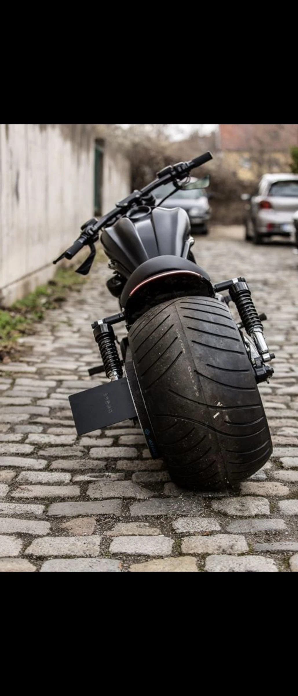 Harley-Davidson V-Rod  - изображение 2