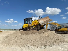 Булдозер New Holland D150, снимка 4