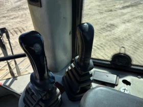 Булдозер New Holland D150, снимка 13