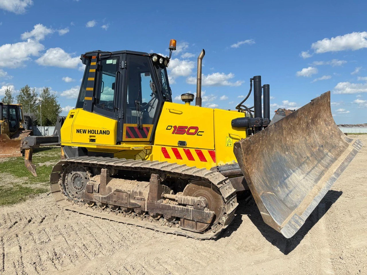 Булдозер New Holland D150 - изображение 7