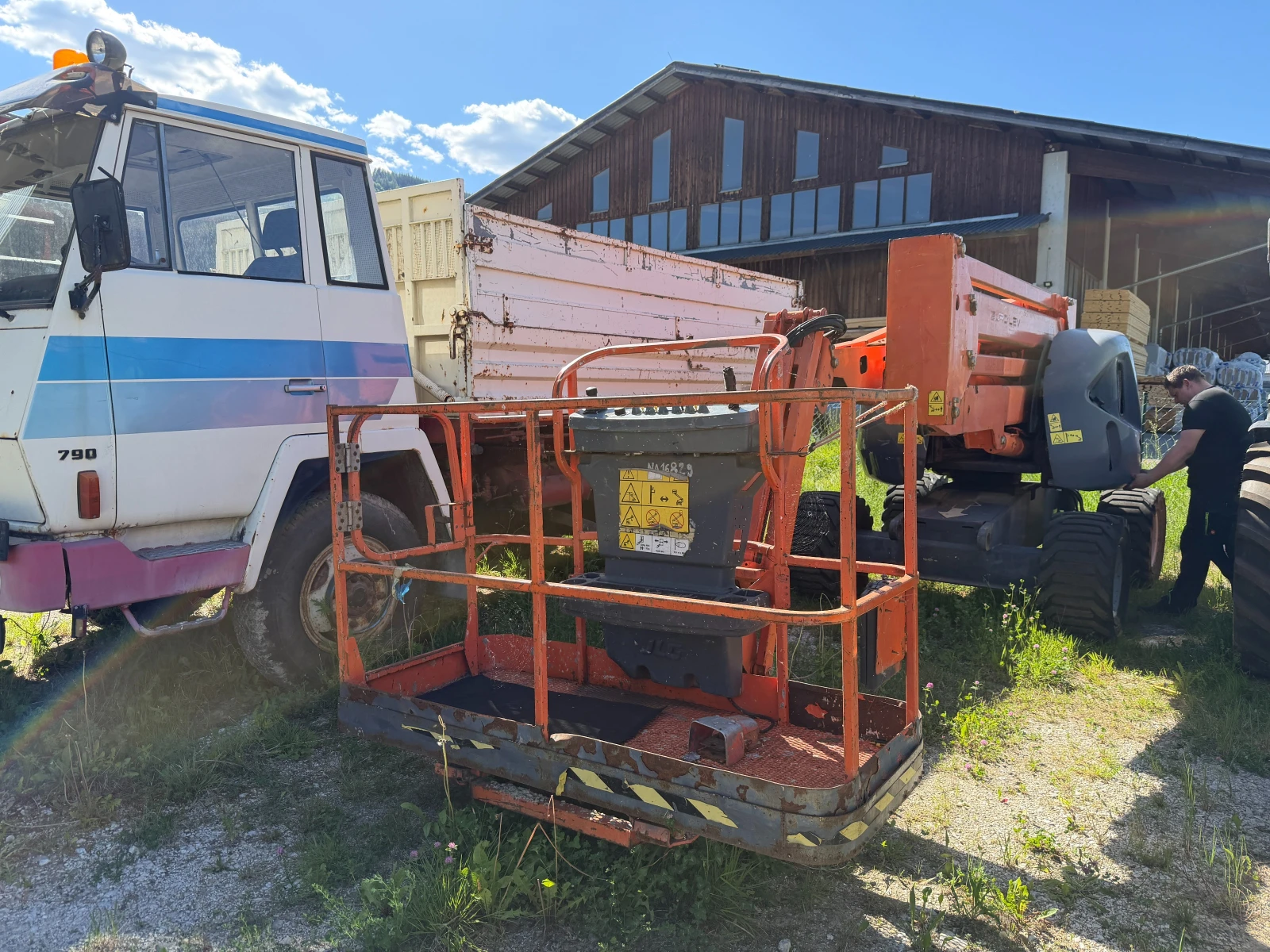 Автовишка Друга марка JLG-450 AJ, Нов внос, снимка 13 - Индустриална техника - 54714926