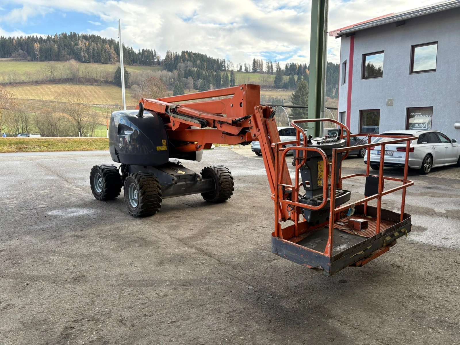 Автовишка Друга марка JLG-450 AJ, Нов внос, снимка 5 - Индустриална техника - 54714926