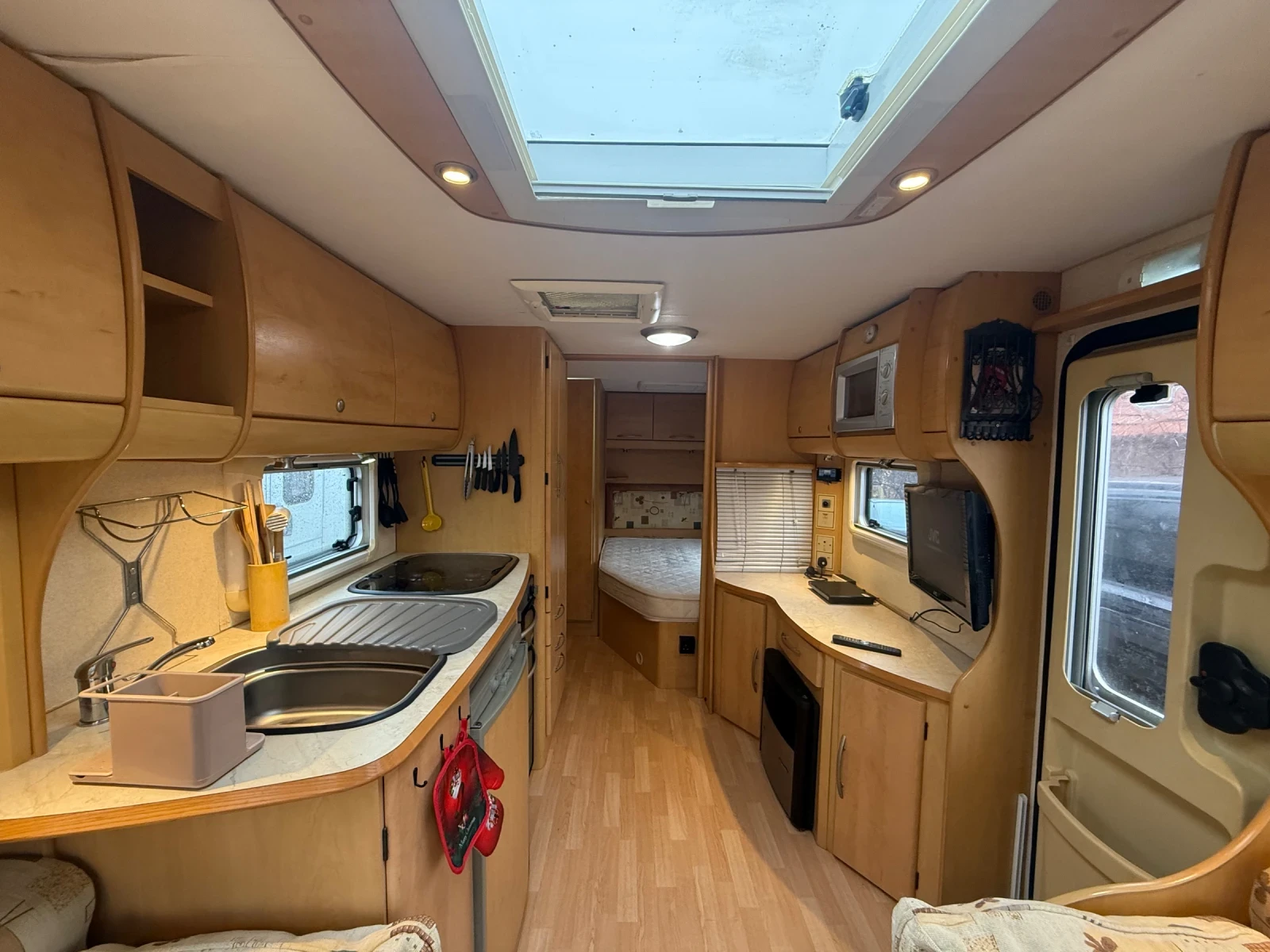 Каравана Tabbert BAILEY SENATOR-ФренскаСПАЛНЯ/MOVER/COЛАР/TV/ФОРСЕЛ - изображение 6