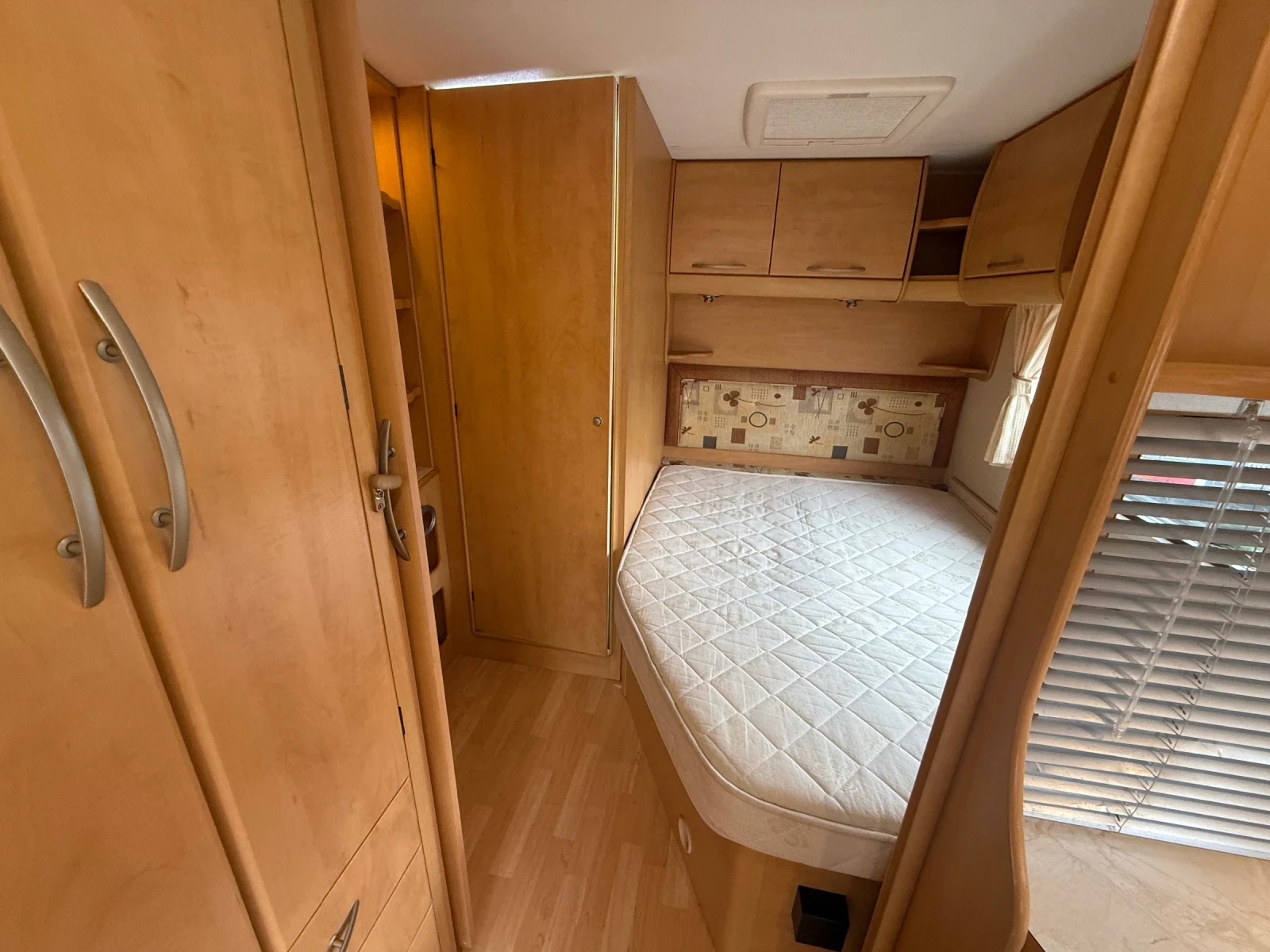 Каравана Tabbert BAILEY SENATOR-ФренскаСПАЛНЯ/MOVER/COЛАР/TV/ФОРСЕЛ - изображение 8