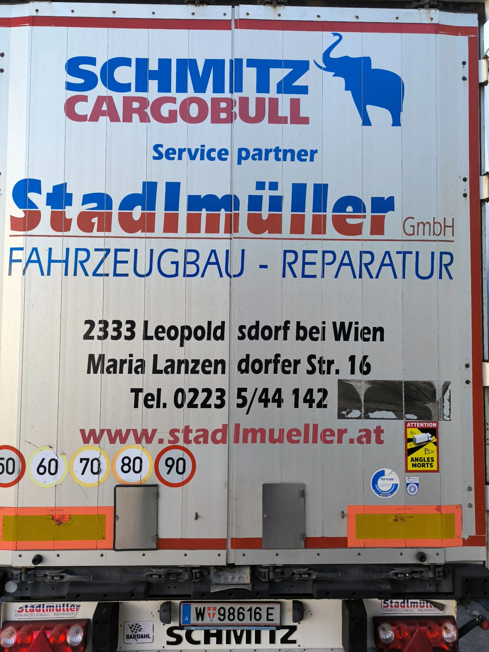  Schmitz  | Mobile.bg   8