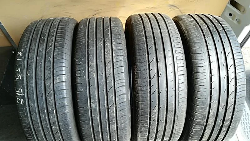 Гуми Летни 215/55R18, снимка 1 - Гуми и джанти - 25714560