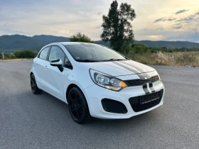 Kia Rio 1.4i 109к.с.* ПОДГРЕВ* СЕРВИЗНА КНИЖКА* КЛИМАТИК* , снимка 3