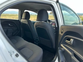 Kia Rio 1.4i 109к.с.* ПОДГРЕВ* СЕРВИЗНА КНИЖКА* КЛИМАТИК* , снимка 12