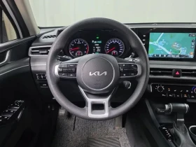 Kia K5, снимка 13