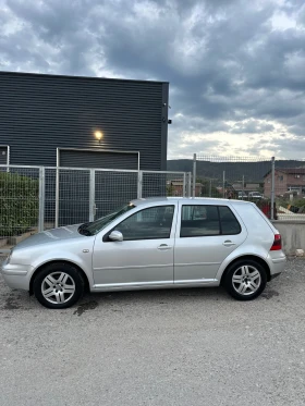 VW Golf 2.0i | Mobile.bg    2