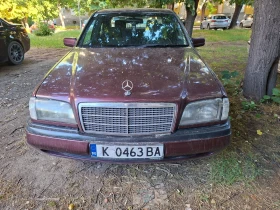 ������ Mercedes-Benz C 250