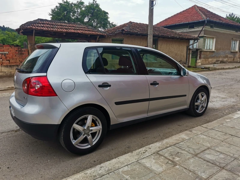 VW Golf 1.9 TDI 105к., снимка 4 - Автомобили и джипове - 47799010