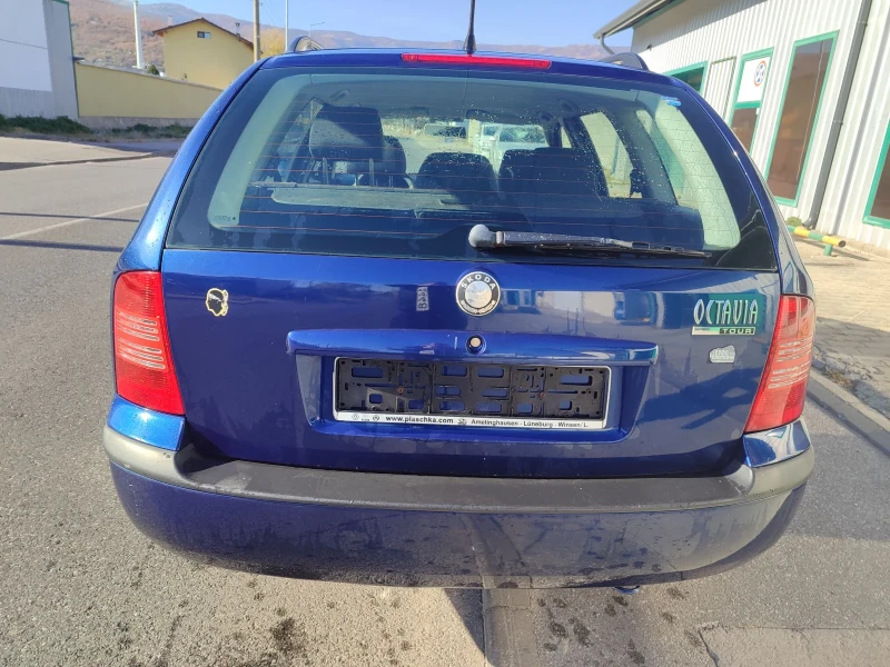 Skoda Octavia 1.6i, снимка 2 - Автомобили и джипове - 47863076