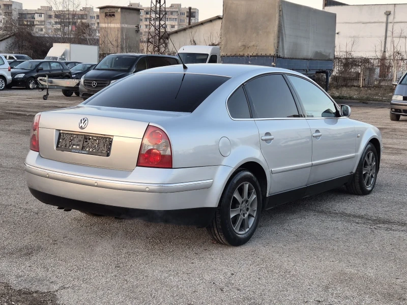 VW Passat 1.9 TDI 101, снимка 5 - Автомобили и джипове - 48336641