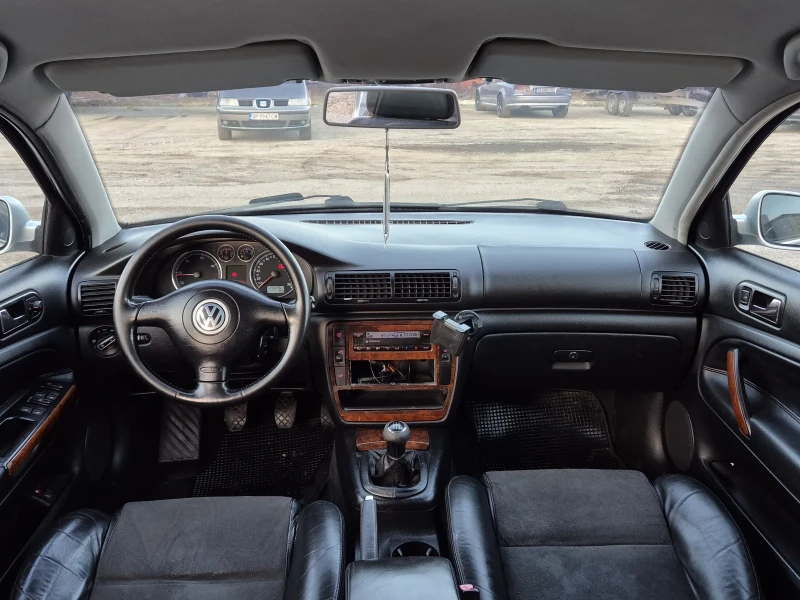 VW Passat 1.9 TDI 101, снимка 11 - Автомобили и джипове - 48336641