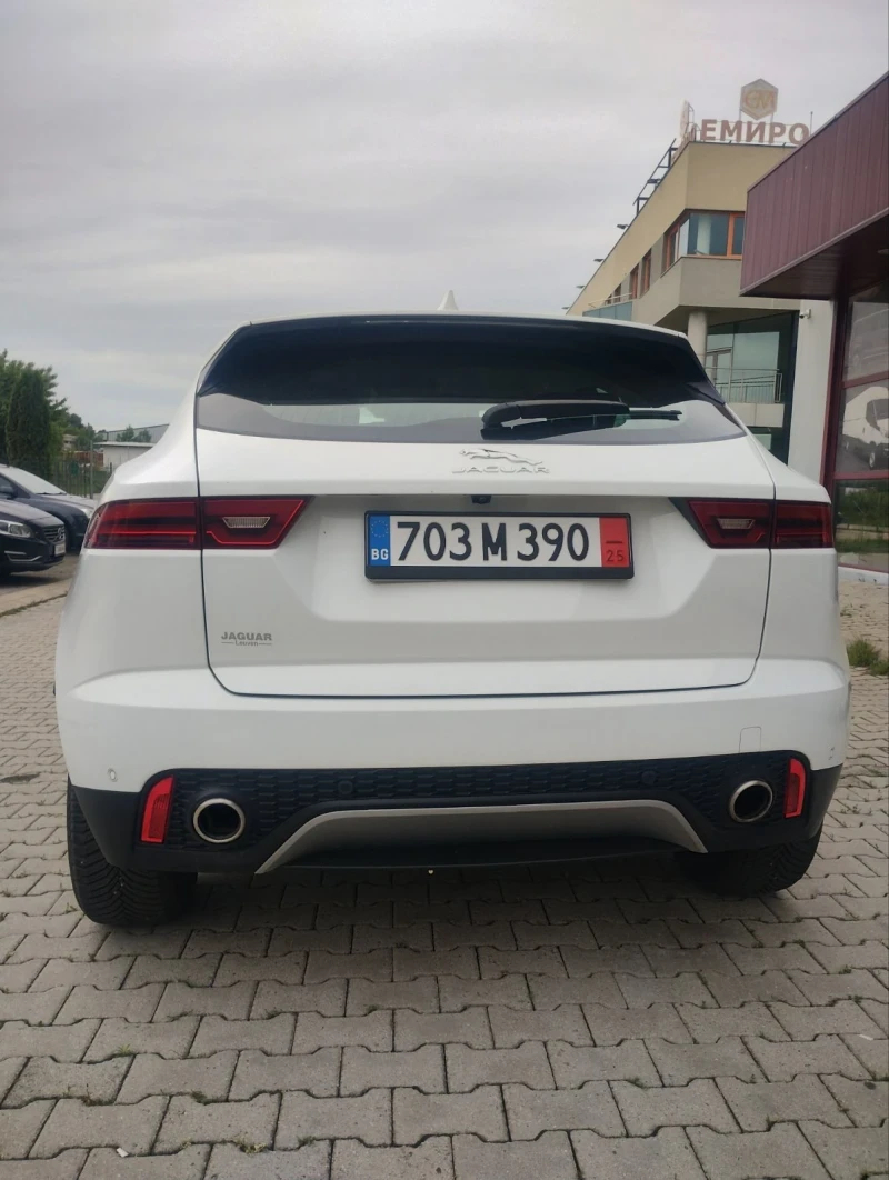 Jaguar E-pace Jaguar E-Pace 2.0D/Кожен салон/Промоция, снимка 5 - Автомобили и джипове - 52358250