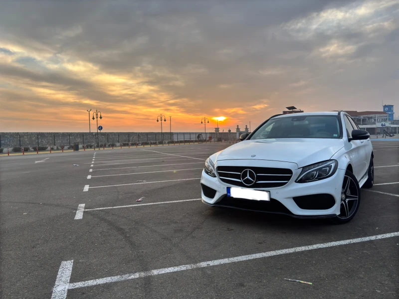 Mercedes-Benz C 220 Cdi 4matic, снимка 1 - Автомобили и джипове - 49010912