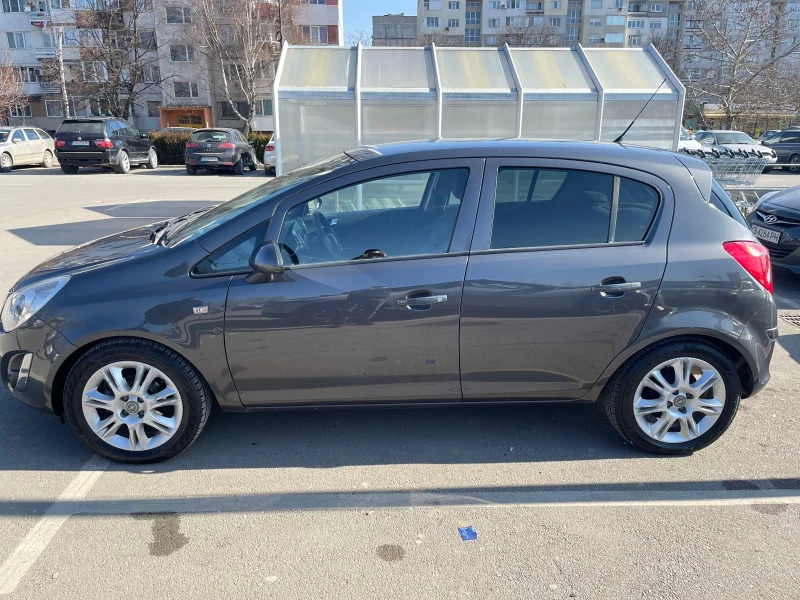 Opel Corsa, снимка 3 - Автомобили и джипове - 49077238