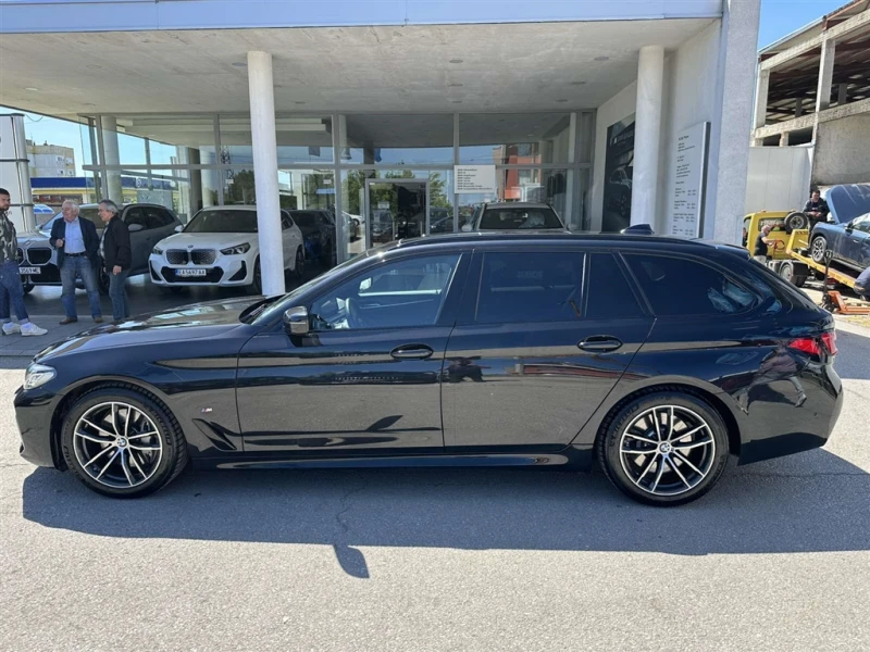 BMW 530 xDrive Touring, снимка 3 - Автомобили и джипове - 50166670