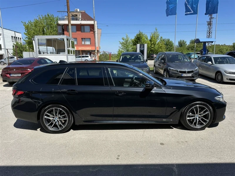 BMW 530 xDrive Touring, снимка 14 - Автомобили и джипове - 50166670