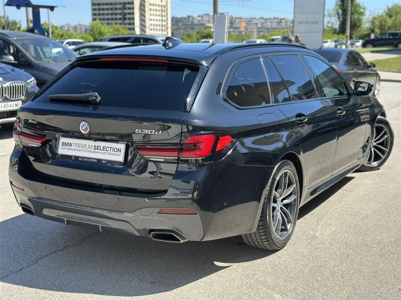 BMW 530 xDrive Touring, снимка 2 - Автомобили и джипове - 50166670