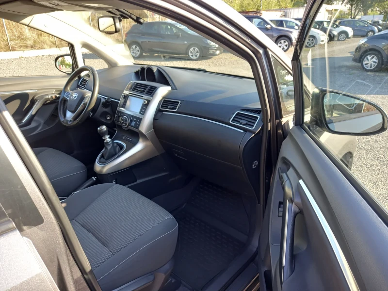 Toyota Verso 6+ 1 места, снимка 9 - Автомобили и джипове - 51606732