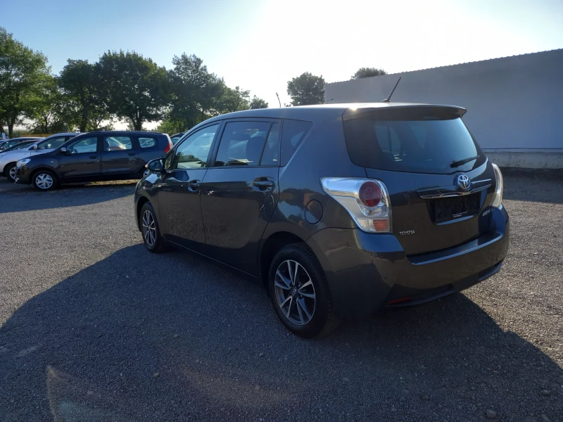 Toyota Verso 6+ 1 места, снимка 6 - Автомобили и джипове - 51606732