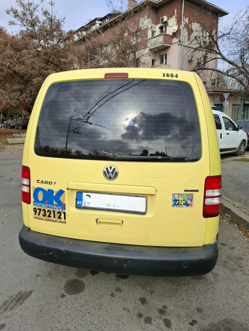 VW Caddy, снимка 2 - Автомобили и джипове - 52418675
