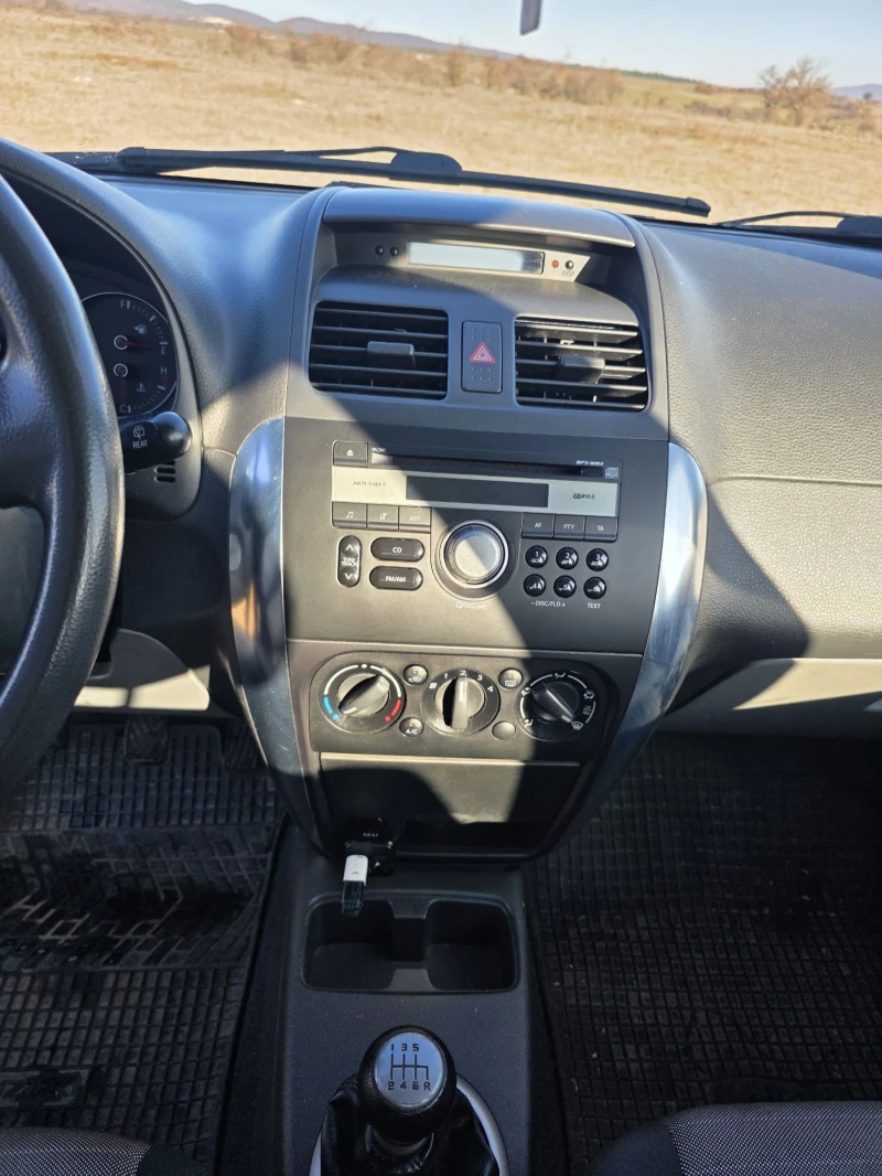 Suzuki SX4, снимка 3 - Автомобили и джипове - 52803172