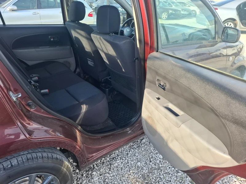 Subaru Justy 1.0 Бензин, снимка 15 - Автомобили и джипове - 53024204