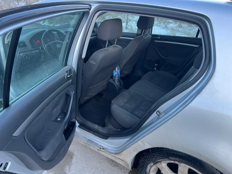 VW Golf 2.0 TDI , снимка 8 - Автомобили и джипове - 53493432