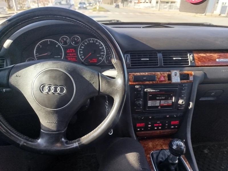 Audi A6 Allroad 2.5TDI, снимка 10 - Автомобили и джипове - 53089032
