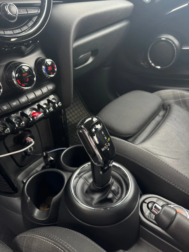 Mini Cooper s Cooper SD, снимка 12 - Автомобили и джипове - 53437892