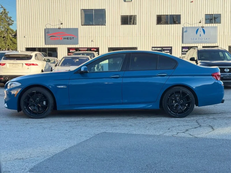 BMW 535 i X-DRIVE* KEYLESS* 360CAM* АвтоКредит(ЦЕНА ДО БГ), снимка 5 - Автомобили и джипове - 53458774