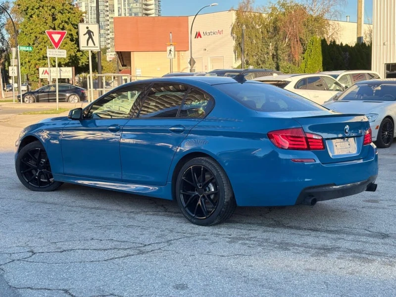 BMW 535 i X-DRIVE* KEYLESS* 360CAM* АвтоКредит(ЦЕНА ДО БГ), снимка 6 - Автомобили и джипове - 53458774