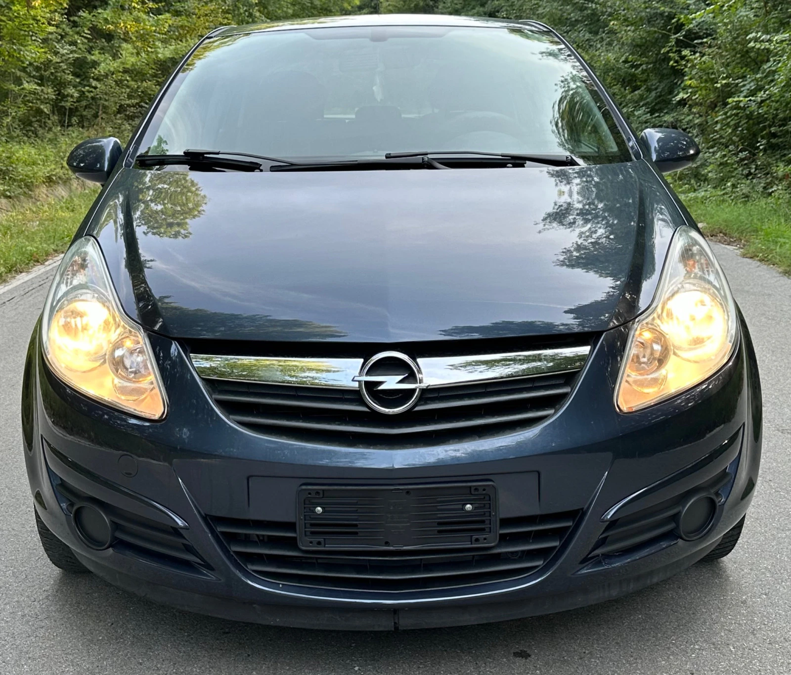 Opel Corsa 1.2i-80кс - изображение 2