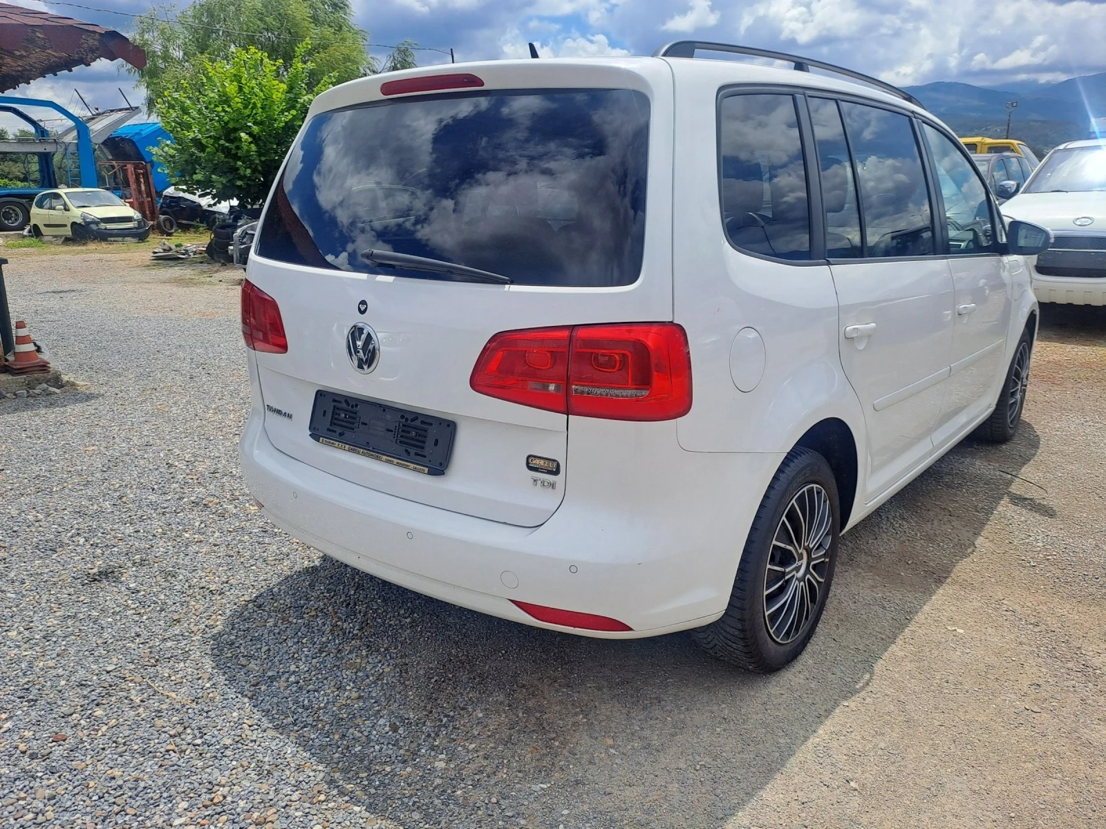 VW Touran 1.6 DSG - изображение 3