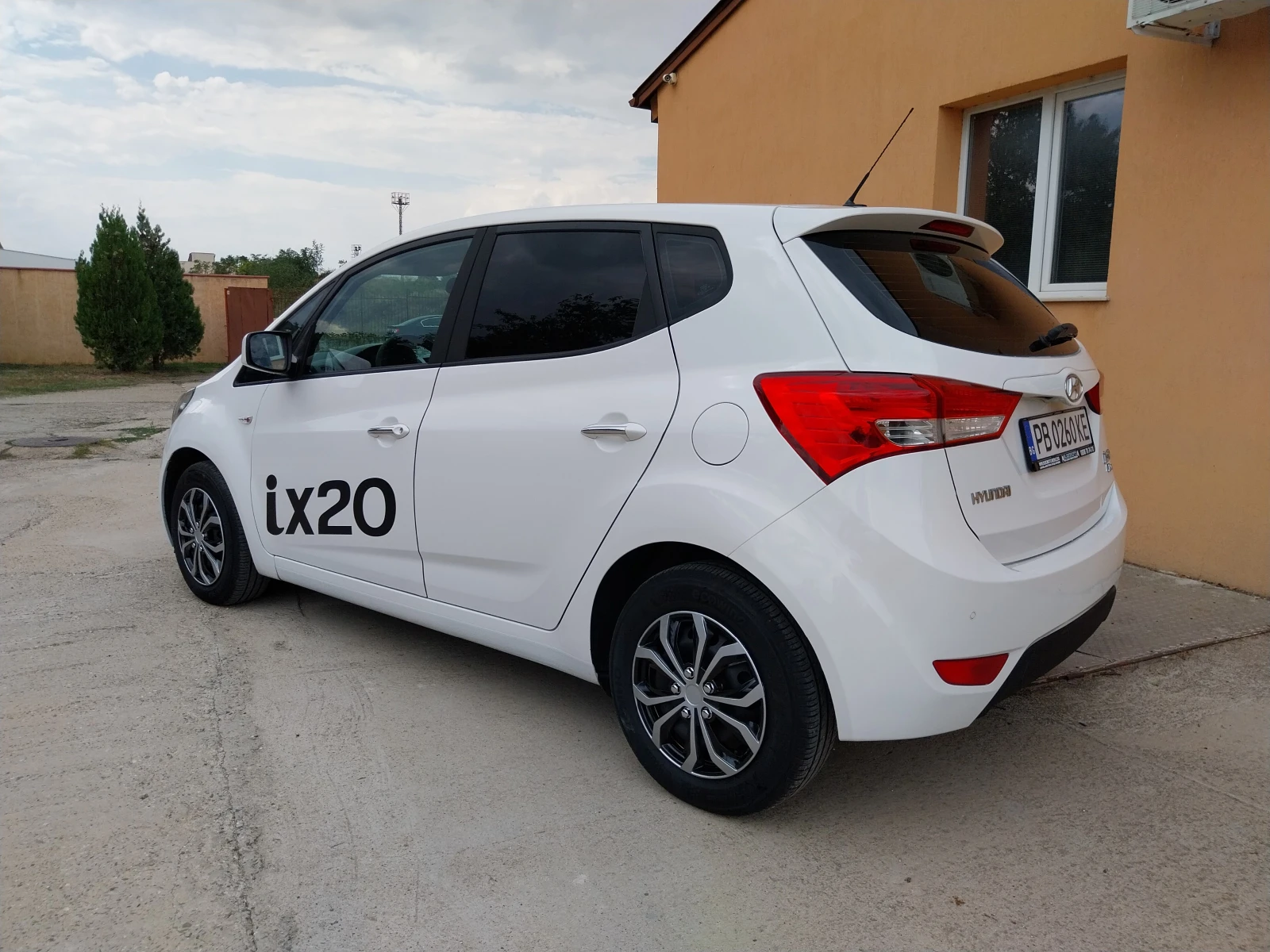 Hyundai Ix20 IX20 1.4 i// blue//.Отлична euro5B - изображение 3