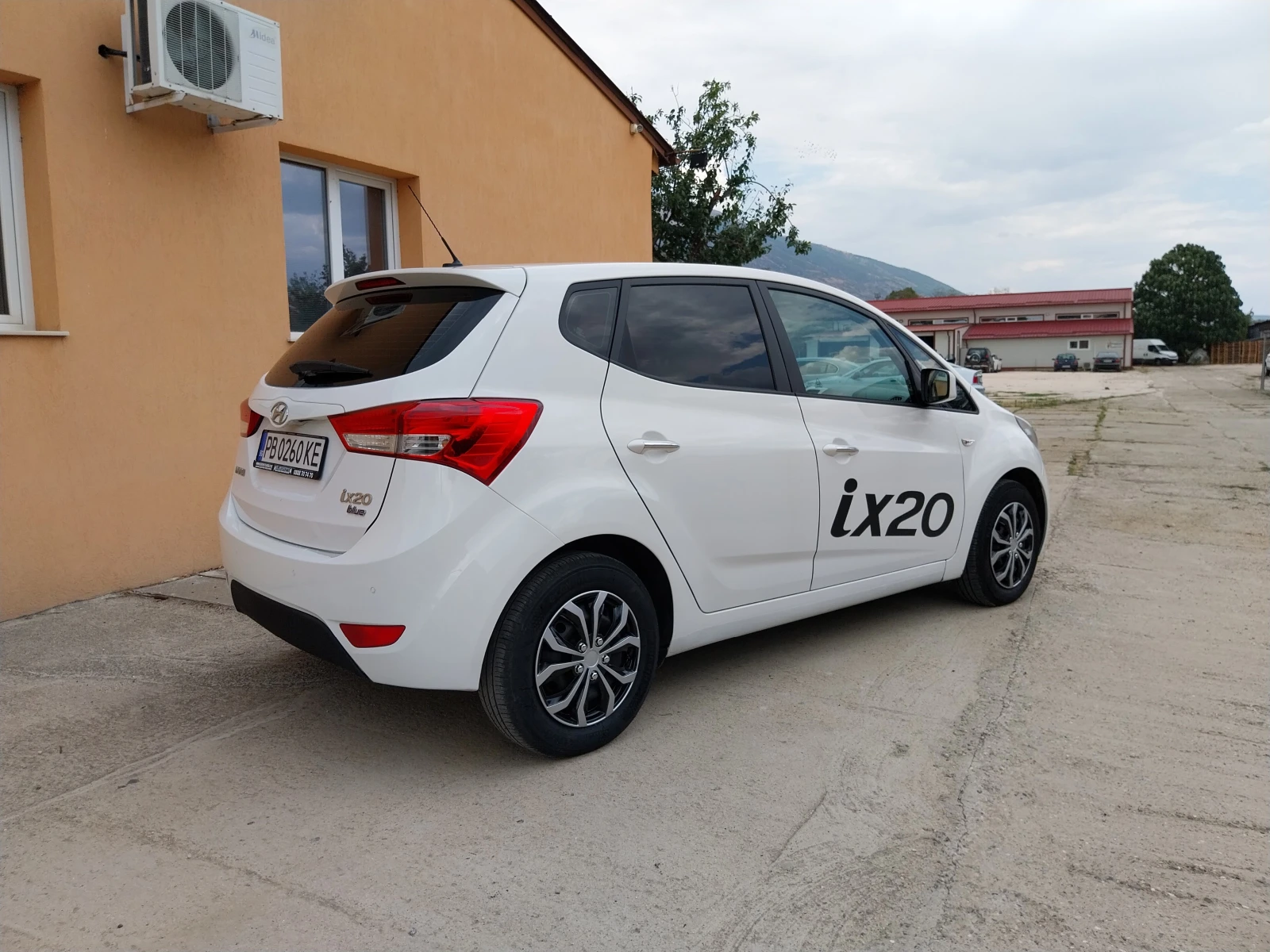 Hyundai Ix20 IX20 1.4 i// blue//.Отлична euro5B - изображение 4