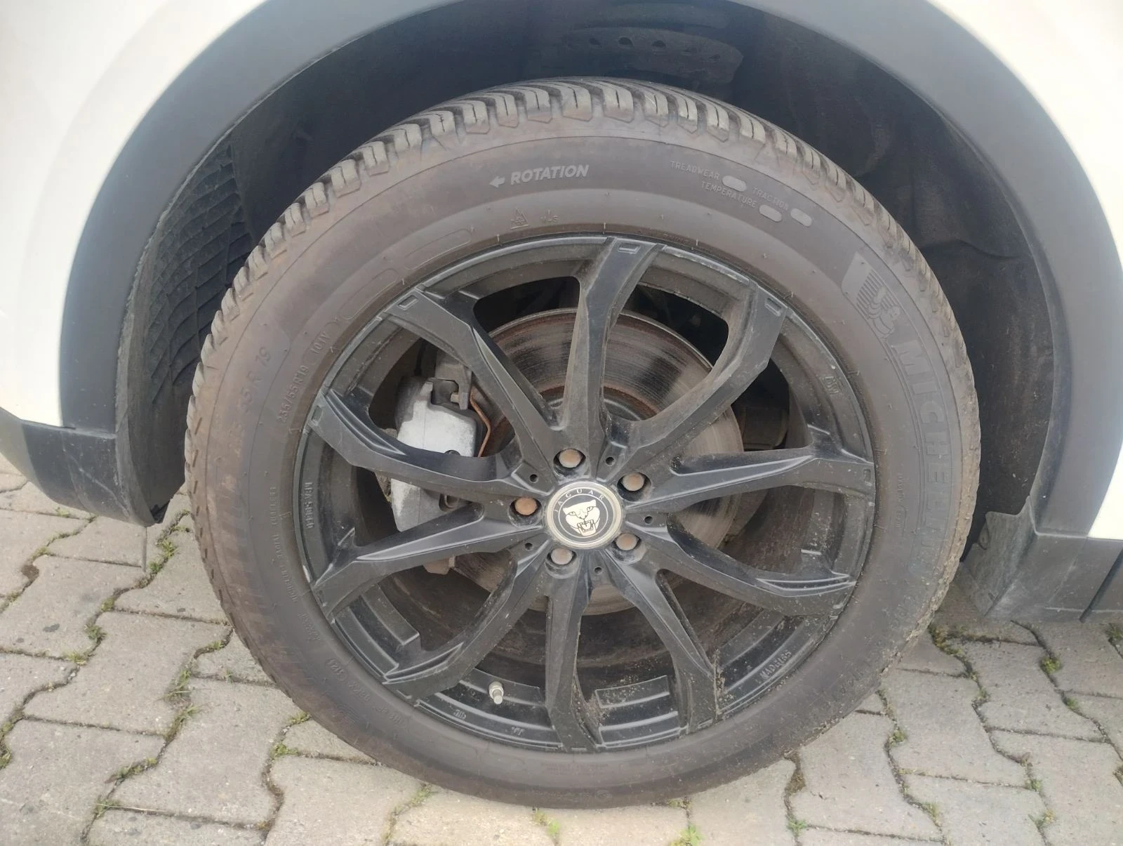 Jaguar E-pace Jaguar E-Pace 2.0D | 150 .. |   | LED  | Mobile.bg   16