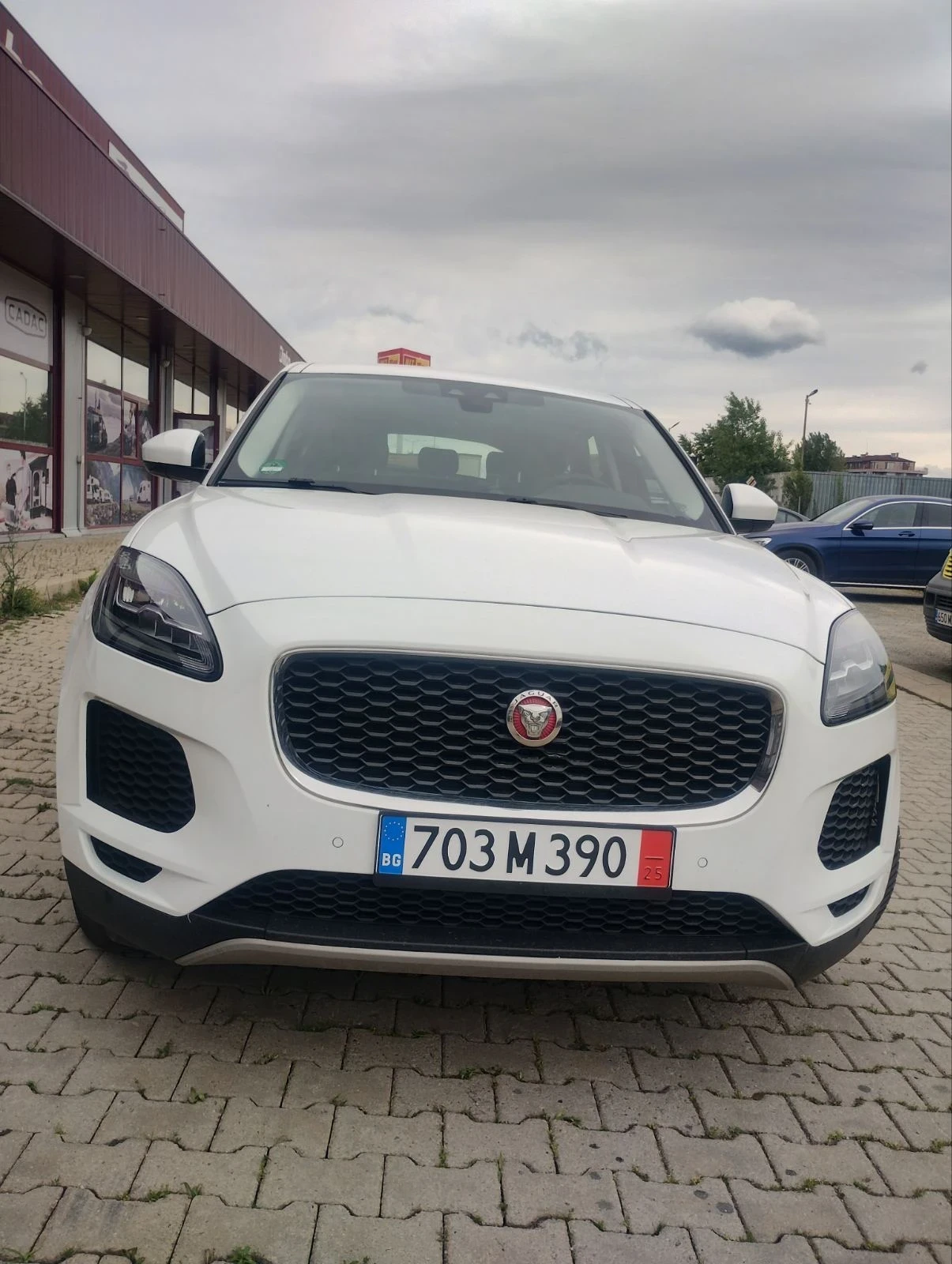 Jaguar E-pace Jaguar E-Pace 2.0D | 150 .. |   | LED  | Mobile.bg   1