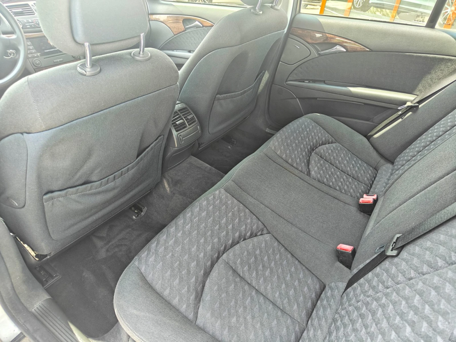 Mercedes-Benz E 200 cdi - изображение 5