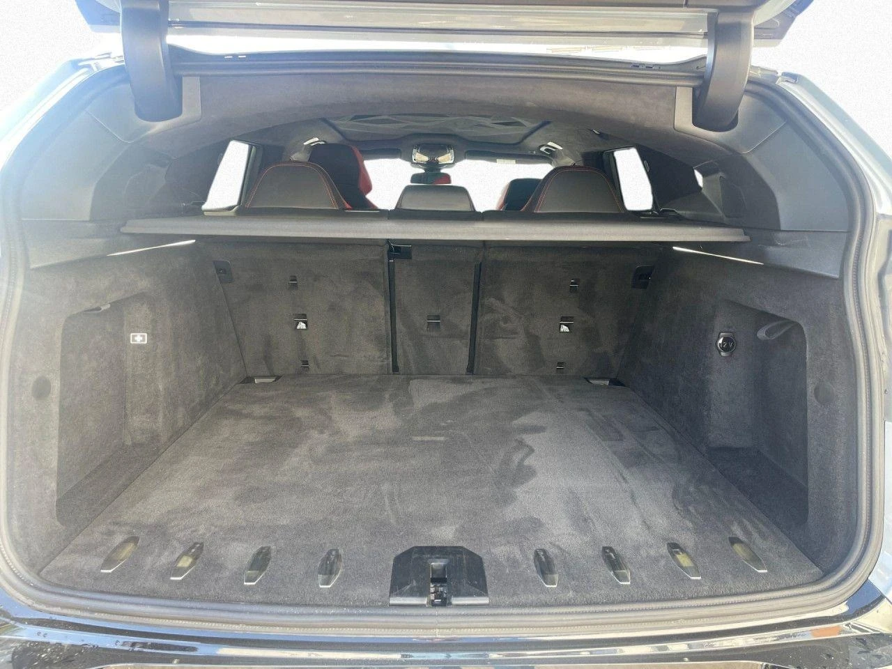 BMW XM LABEL V8 PLUG-IN HYBRID CARBON B&W HEAD UP 360 | Mobile.bg   13