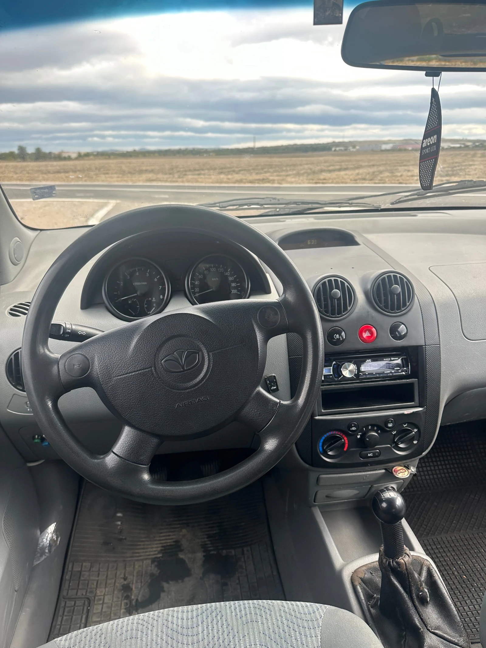 Daewoo Kalos 1.4i - изображение 10