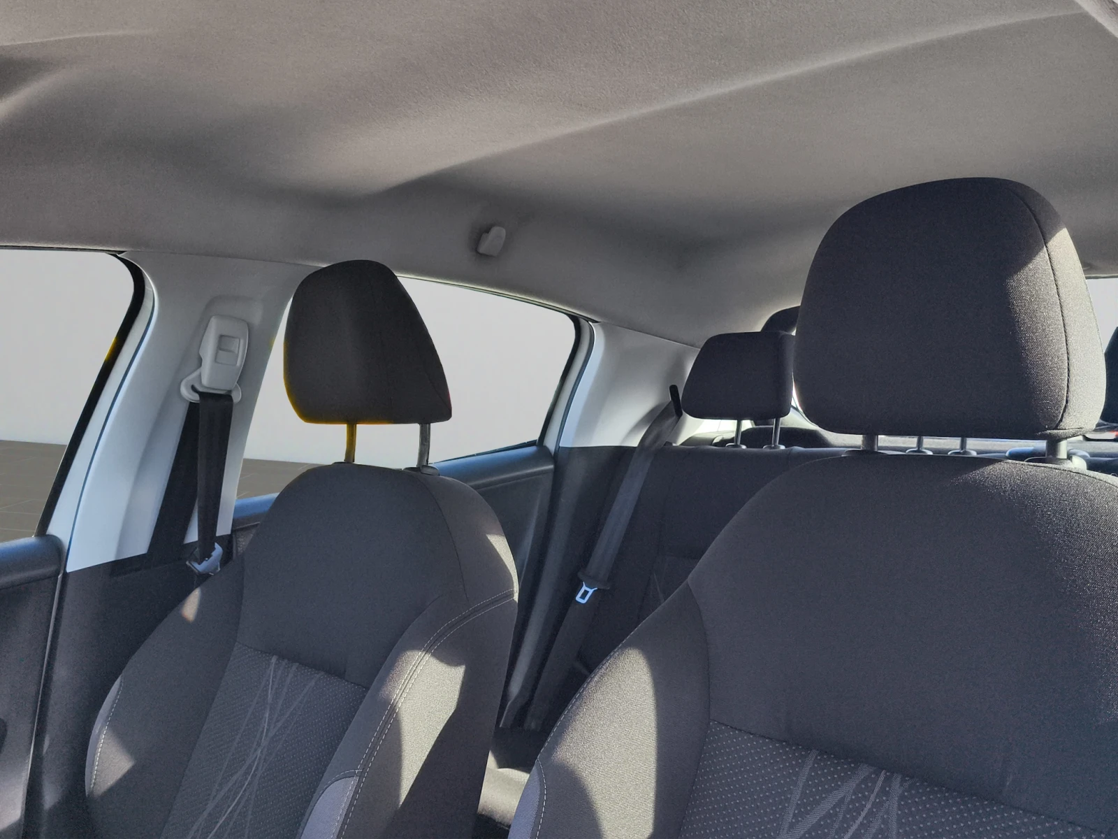 Peugeot 208 5P ACTIVE 1.4 HDi 68 BVM5 // 1411088 | Mobile.bg � ����������� 13