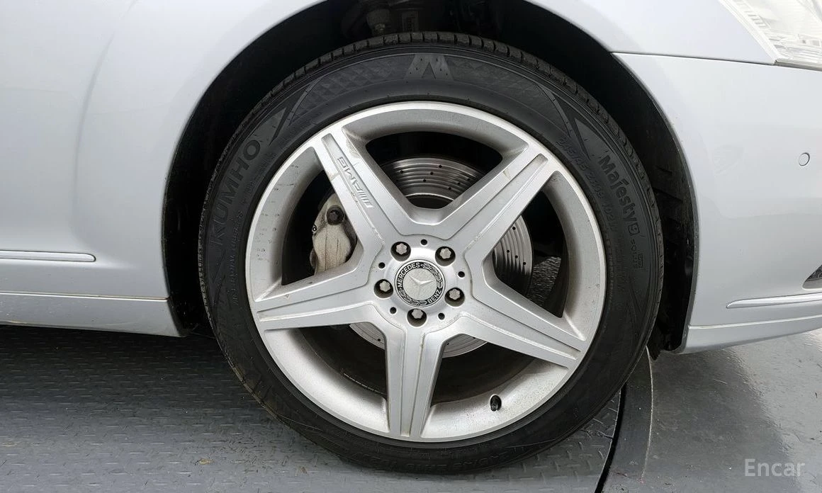 Mercedes-Benz S 500  - изображение 5