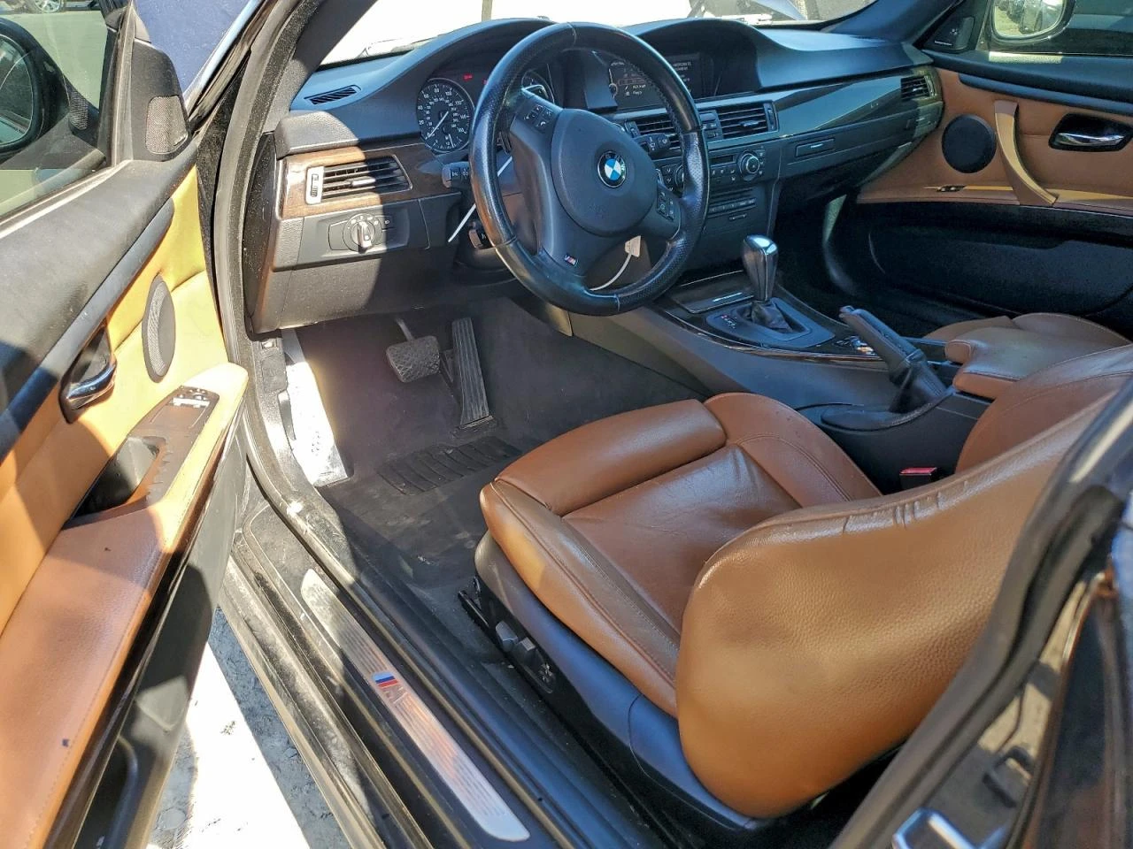 BMW 335 M PACK| HARMAN/KARDON| ПОДГРЕВ| ШИБИДАХ - изображение 8